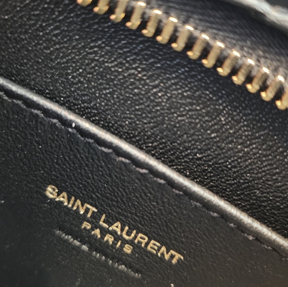 ❤️‼️SALE‼️❤️Gorgeous Authentic Saint Laurent YSL Baby Cabas Black Leather Bag - Picture 10 of 16